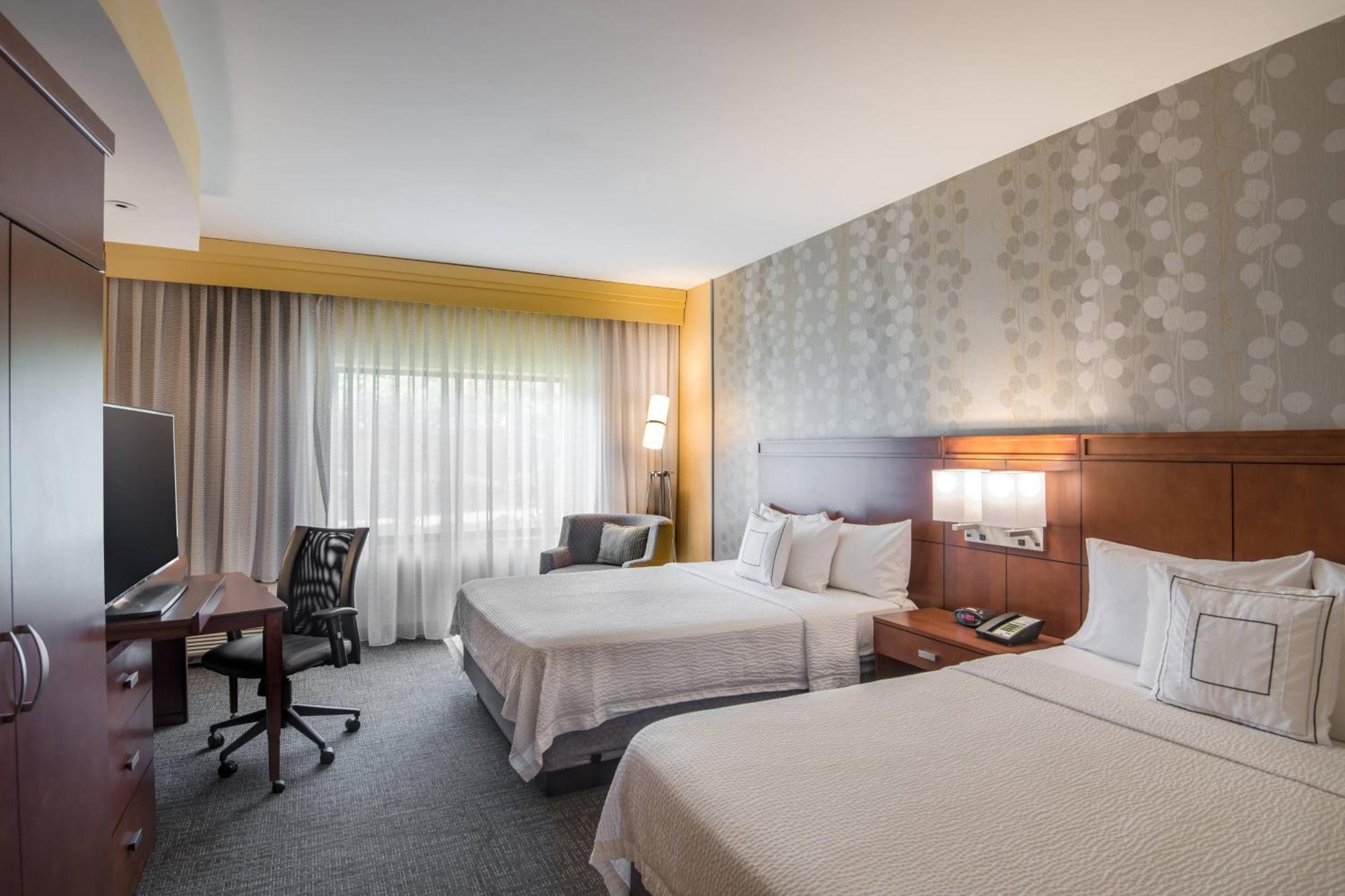 Courtyard By Marriott Waldorf Hotell Eksteriør bilde