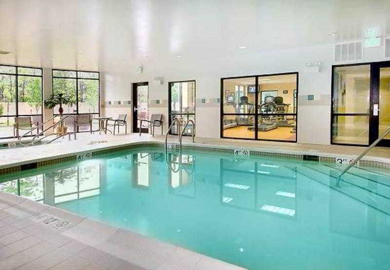 Courtyard By Marriott Waldorf Hotell Eksteriør bilde
