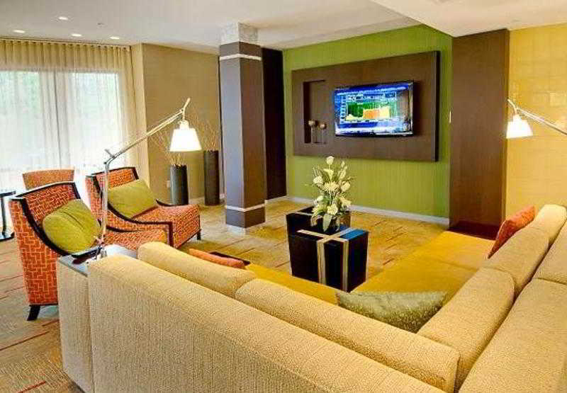 Courtyard By Marriott Waldorf Hotell Eksteriør bilde
