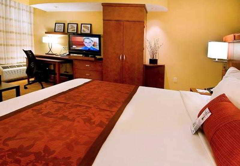 Courtyard By Marriott Waldorf Hotell Eksteriør bilde