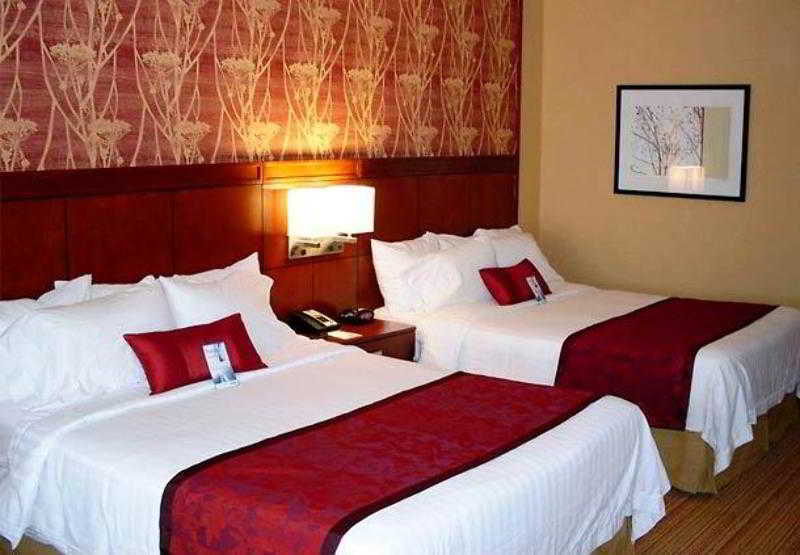 Courtyard By Marriott Waldorf Hotell Eksteriør bilde